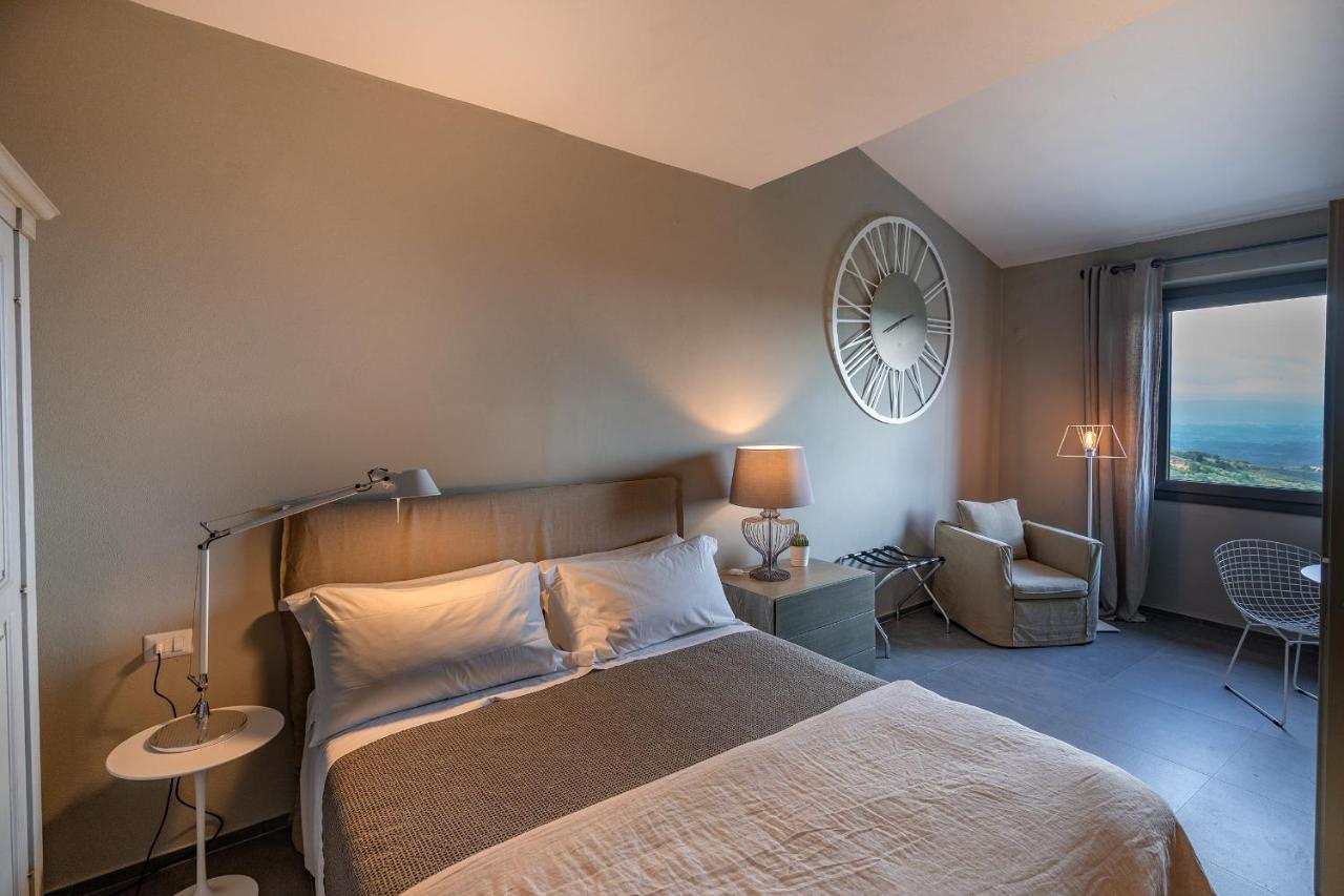 Villa Sassolini Mini Apartament Монтеварки Экстерьер фото